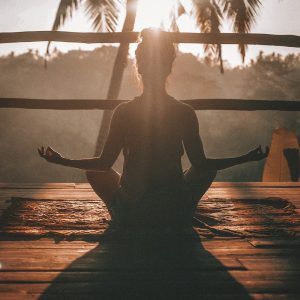 Yoga ao Nascer do Sol